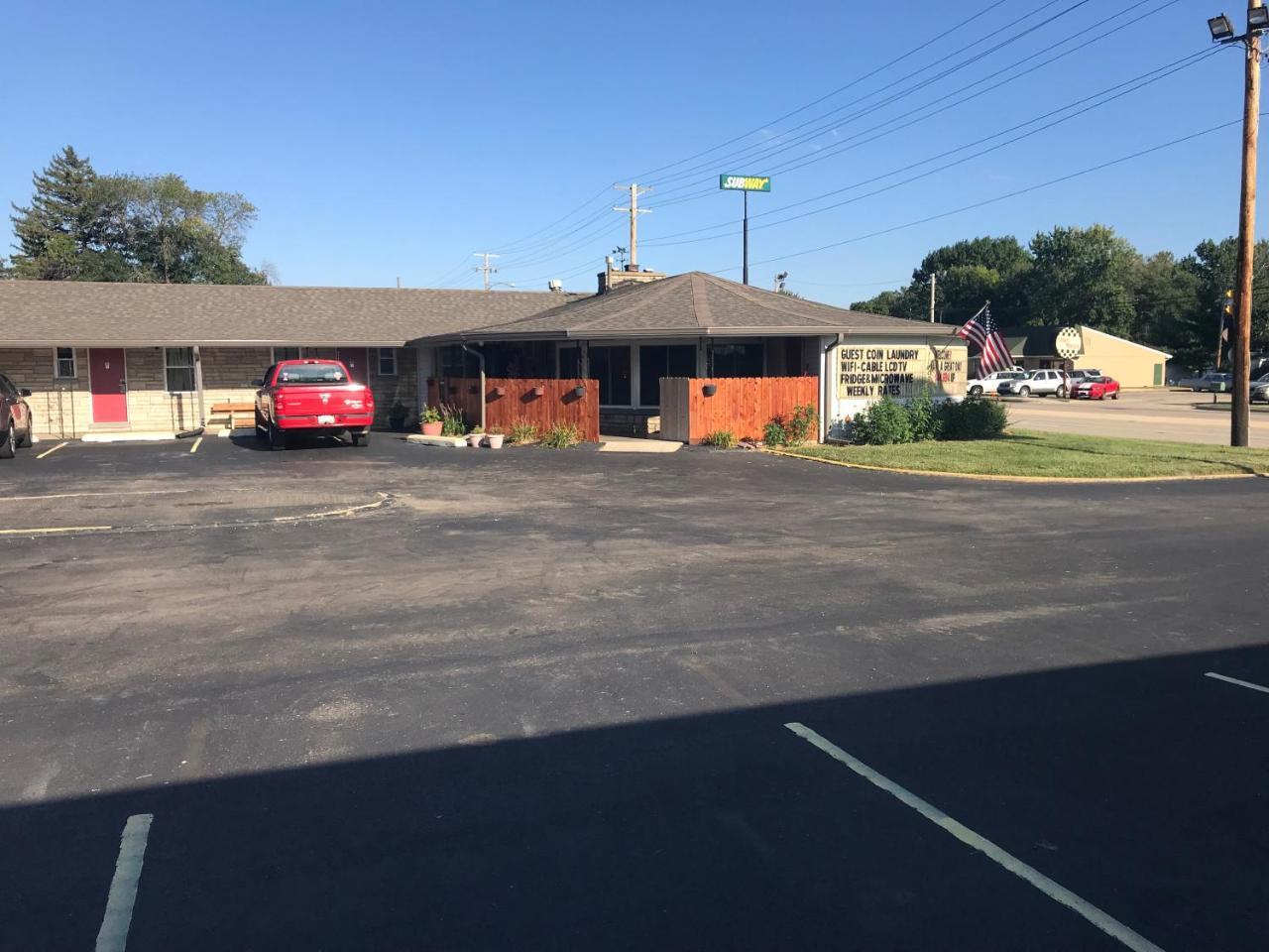 Cooper Motel Tuscola Kültér fotó